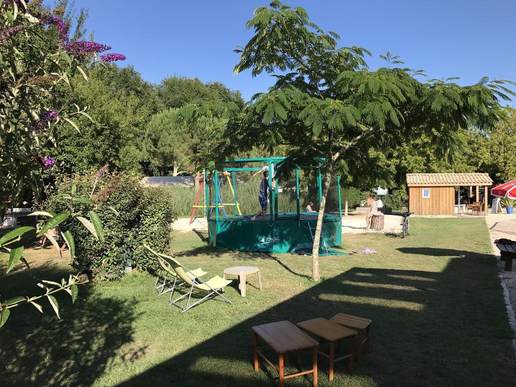 Camping La Chesnays Hotell Vendays-Montalivet Eksteriør bilde