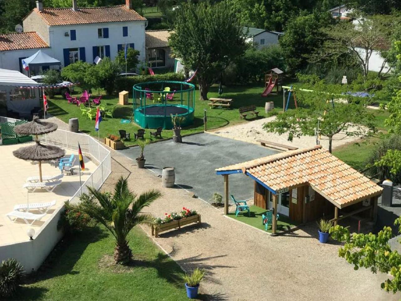 Camping La Chesnays Hotell Vendays-Montalivet Eksteriør bilde